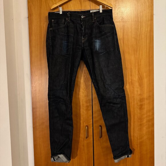 Rouge Territory / STRONG TAPER / RELAXED TOP BLOCK - Picture 1 of 8